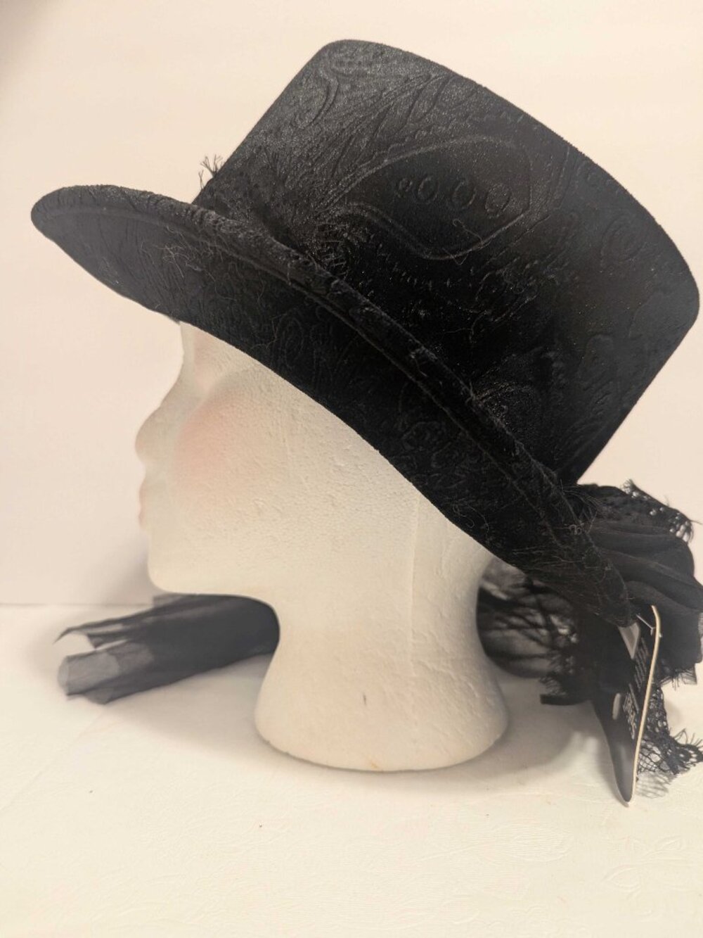 NWT Ladies Velvet Vamp Top Hat with Ribbon/Veil Goth Stevie Nicks Style